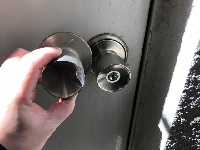 親切丁寧な対応！鍵交換作業だけでなくメンテナンスサービス付！鍵がスムーズに回る！サービスの画像