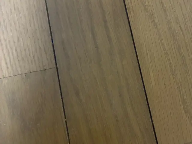 福岡市ご対応可能♪フローリングのリペア致します。サービスの画像