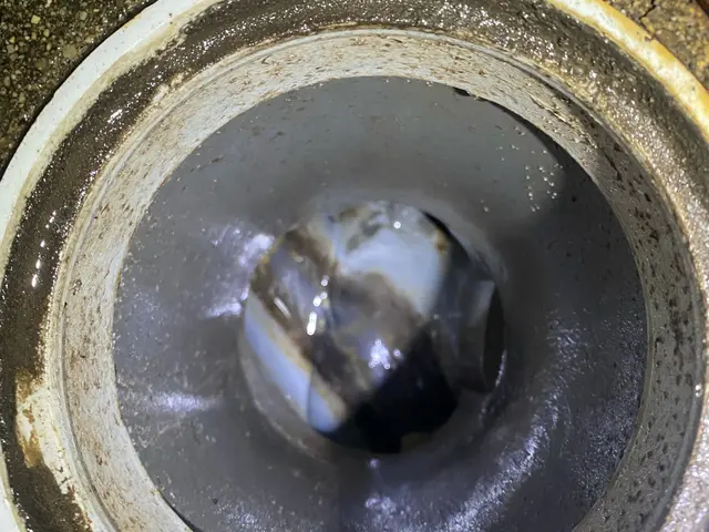 R7.4月出店）排水管詰まり、洗浄はエンジン式の高圧洗浄機で問題解決！サービスの画像