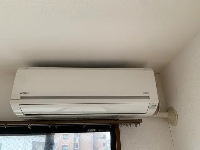 当店で処分のエアコンのみ対応　処分無料　取り外し後の簡易清掃有　複数台割引有サービスの画像