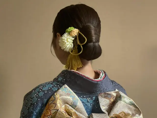 《現役ブライダルヘアメイク着付師》ヘアセット込み☆ 早朝料金なし