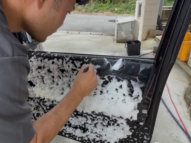 【今だけ価格】ニオイ・汚れ一掃！年末前の車内掃除キャンペーン！ママ目線で徹底洗浄サービスの画像