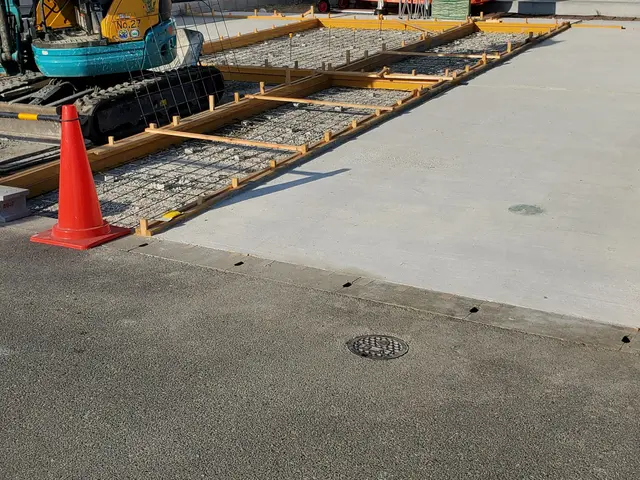 砂利敷均し・真砂土敷均し・駐車場等のコンクリート打設サービスの画像