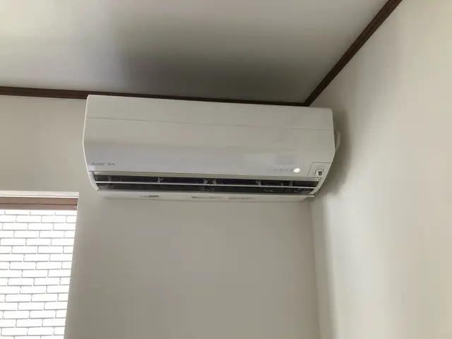 エアコン設置1000台以上経験◎非喫煙者。すずめのように謙虚に頑張ります。サービスの画像