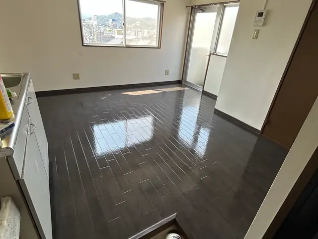 毎日の掃除では落としきれないガンコな汚れ、プロの技でスッキリ解決しませんか？サービスの画像