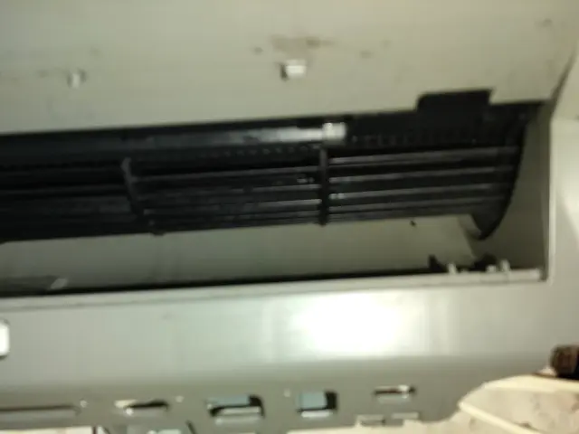 ★エアコン修理経験者★2台15.000円～★製造10年以上OK★抗菌脱臭処理無料サービスの画像