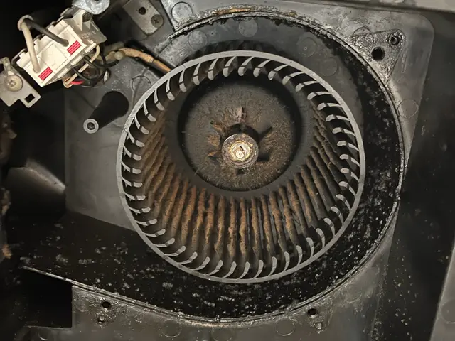 プロの技術でご満足いただけるように心を込めて作業いたしますサービスの画像