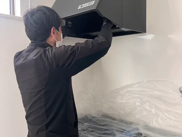 【ギトギト油撃退】調理台を汚さない徹底保護！食品を扱うから安心のエコ洗剤メインサービスの画像