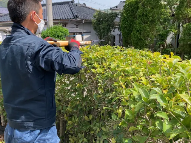 【損害保険加入済みで安心◎】営業時間外のご相談も受付可能です！サービスの画像