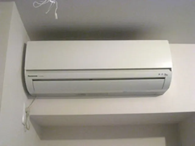 エアコン分解洗浄(除菌抗菌コート標準施工)「お掃除機能付きの取扱いはございませんサービスの画像