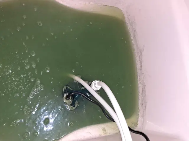 レジオネラ菌の殺菌や、追い炊き配管内の様々な汚れを洗浄いたします。サービスの画像