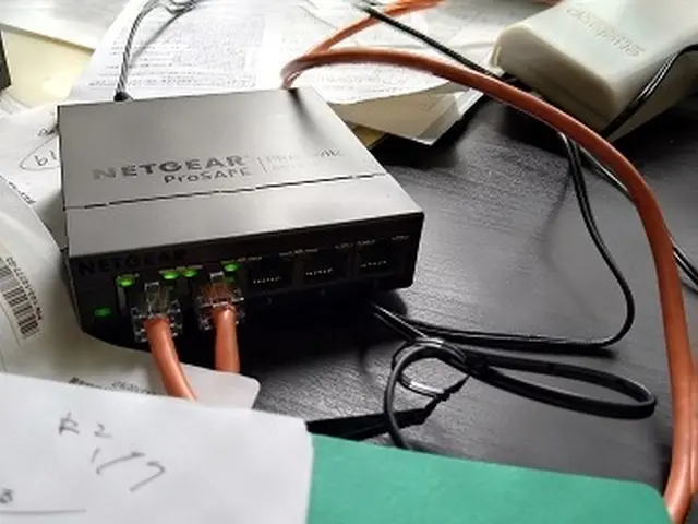 脆弱Wi-Fi・有線接続の拡張に！高効率Lan配線計画、cat6Aもお任せ下さいサービスの画像