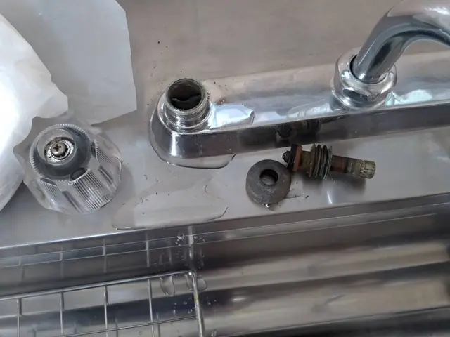 【取り付け完了率97%】【取り外し対応可】【分岐水栓取り付け不可水栓対応可能】サービスの画像