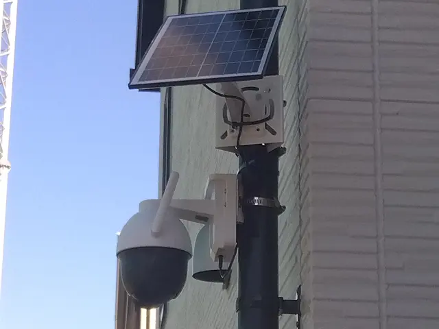 侵入防犯なら先ずはカメラ設置！各自治体から助成金あり。一種電気工事士が施工しますサービスの画像