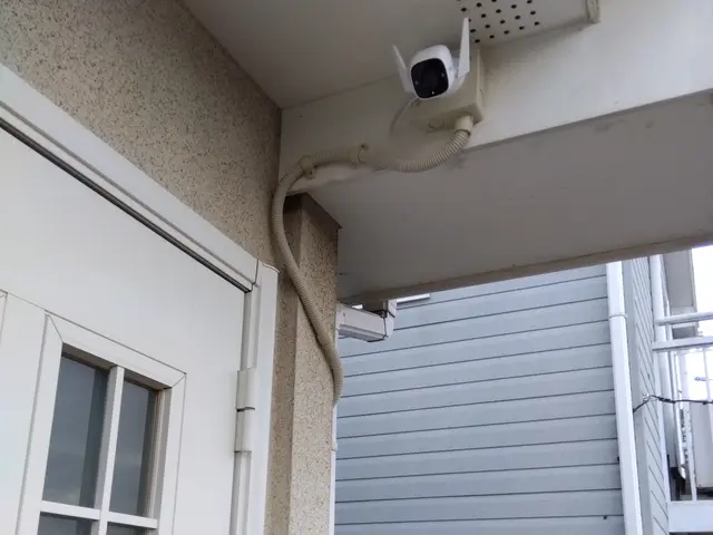 侵入防犯なら先ずはカメラ設置！各自治体から助成金あり。一種電気工事士が施工しますサービスの画像