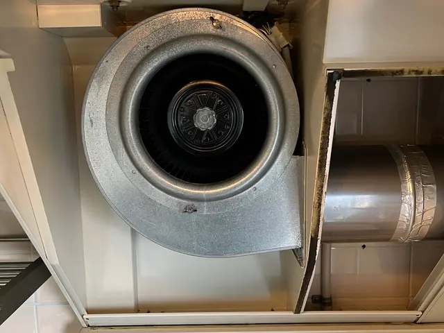 2025年アワード受賞◎油汚れもお任せ下さい☆専用の洗剤でピカピカに♪サービスの画像