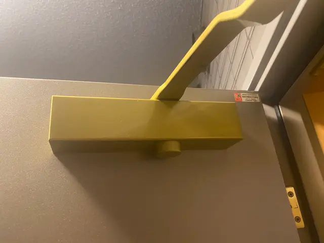 【24時間年中無休出張対応】ドアクローザー交換【業界4年以上！作業実績70件！】サービスの画像