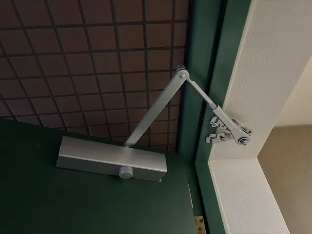 【24時間年中無休出張対応】ドアクローザー交換【業界4年以上！作業実績70件！】サービスの画像