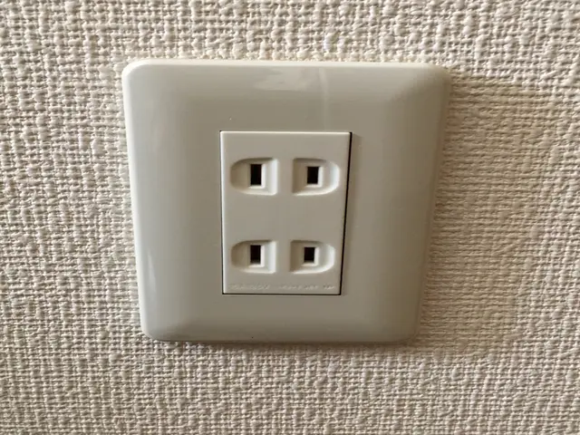 コンセントが欠けてしまった、プラグ（差し込み）が、グラグラする等ありませんか？サービスの画像