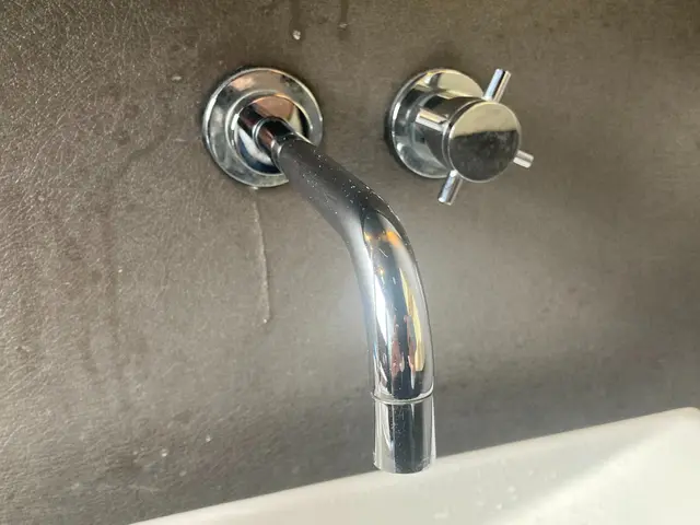 福岡市【水道蛇口交換】/ 洗面台 /  国家資格者が施工で安心！◎PayPay!サービスの画像