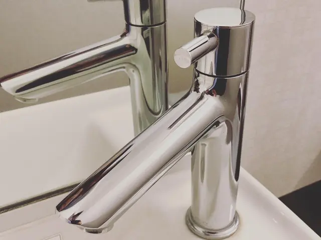 福岡市【水道蛇口交換】/ 洗面台 /  国家資格者が施工で安心！◎PayPay!サービスの画像