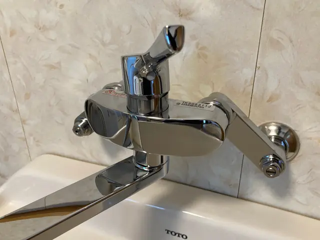 福岡市【水道蛇口交換】/ 洗面台 /  国家資格者が施工で安心！◎PayPay!サービスの画像