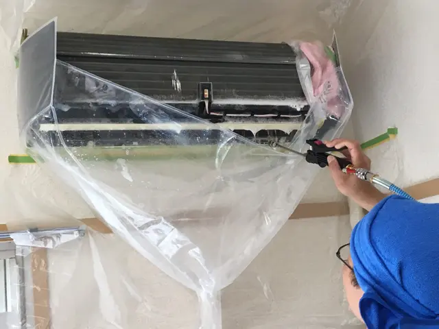 ☆ 年間作業台数200台☆ 高圧洗浄でカビや汚れ除去  複数台割有サービスの画像