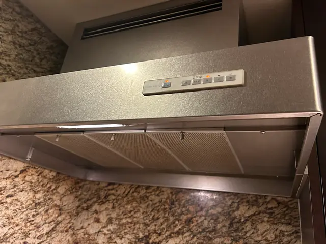 プロの技術でご満足いただけるように心を込めて作業いたしますサービスの画像