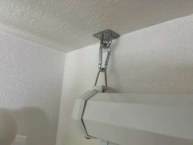 天井付・壁付プロジェクタースクリーン取付!!丁寧かつスピーディーに!サービスの画像