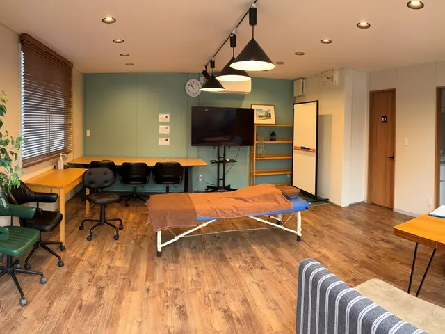 アスリートをサポートしてきた経験を活かしての出張施術【国家資格保有、施術台持参】サービスの画像