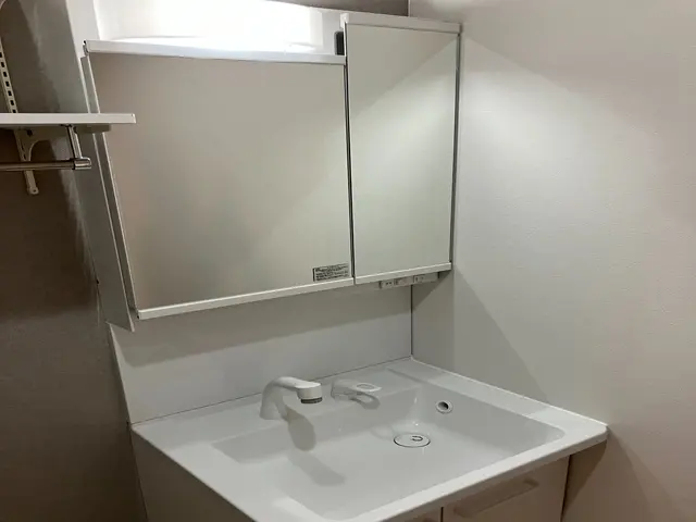 ★業界歴12年★退去後★退去前★ご入居前にお部屋のリセット！★快適空室原状回復！サービスの画像