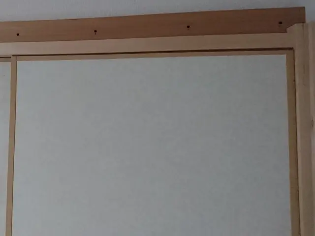 キッチリ閉まらない建具のスキマ風・建付けの不調も小回り大工さんにおまかせっ！サービスの画像