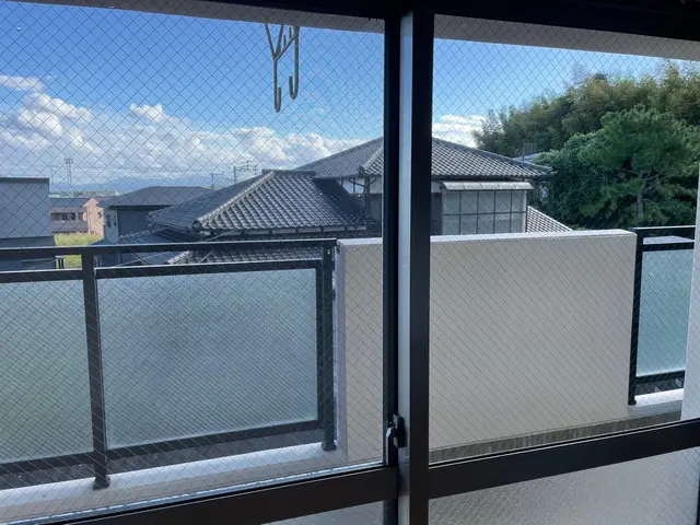 福岡市ご対応可能♪窓の輝き復活♪ピカピカに仕上げます♪サービスの画像