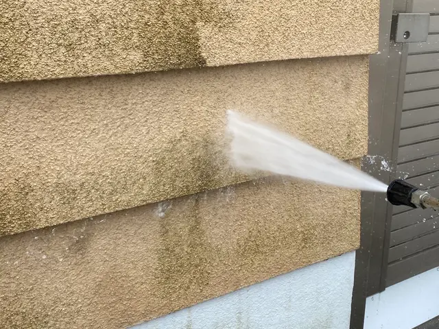 外壁！ブロック屏！玄関周り！高圧洗浄でクリーニングしませんか？？サービスの画像