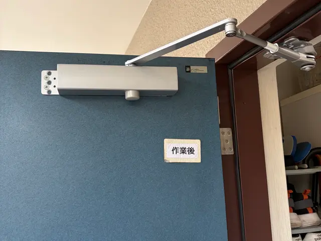 【業歴15年の実績】ドアクローザー交換の専門家・部品在庫あり・カード決済可サービスの画像