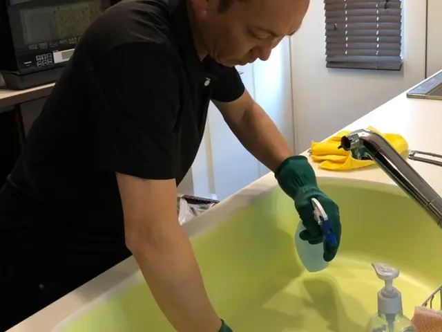 キッチンとレンジフードのクリーニングはおそうじKENにお任せ下さい(^^)サービスの画像