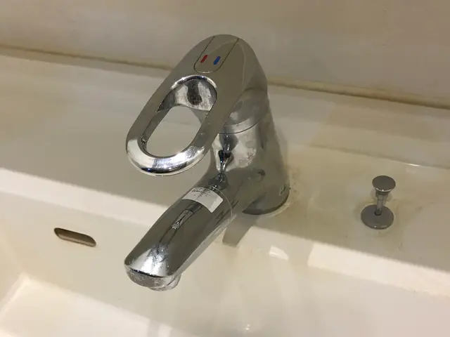 【損害保険加入済み◎】女性スタッフの同行も可能です！指定工事事業者の安心施工ですサービスの画像