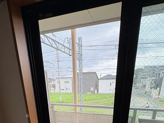 網戸張替えます。【24メッシュ防虫網使用】サービスの画像