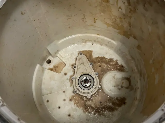 夫婦仲良くお伺い！！◎作業外注なし◎損保加入◎駐車場代当店負担◎サービスの画像