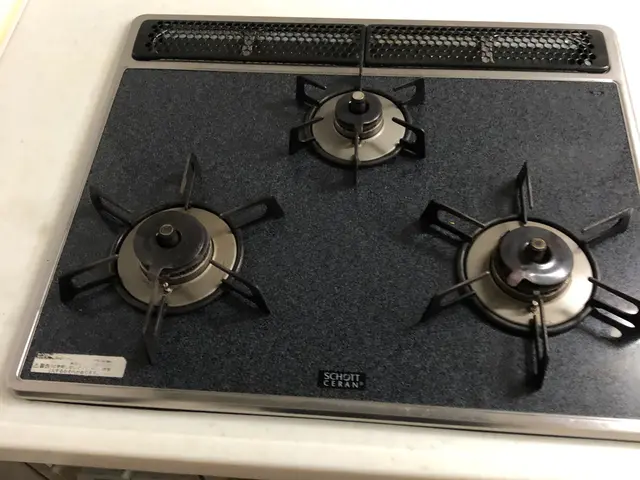 使いたくなるキッチンへ。ビフォアアフターでお楽しみください。サービスの画像