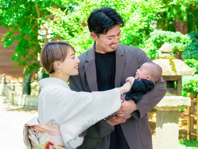 あかちゃんとお母さんを第一に考えてお祝いのお手伝い(撮影)をさせていただきます。