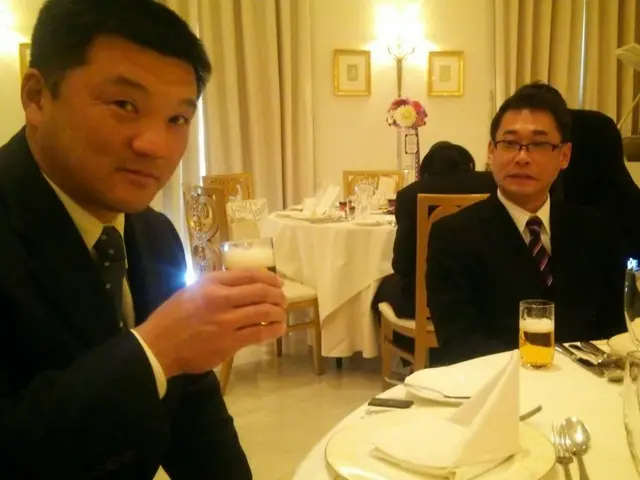 【福岡県北九州市中心】和気あいあいのスタッフが結婚式の代理出席。実績多数。サービスの画像