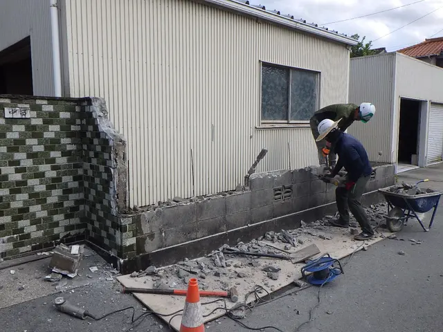 ブロック塀解体撤去！！サービスの画像