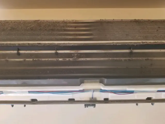 親切！丁寧！安心！キレイ！のエアコンクリーニングは２台からお得！サービスの画像