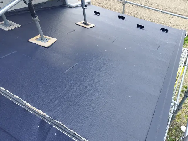 5年以上の業界実績！店長自らが行う丁寧な屋根修理・カバー工法サービス！サービスの画像