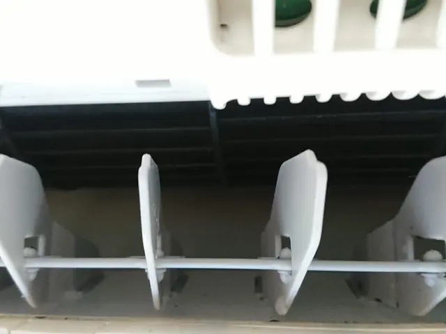 【消臭抗菌コート・無料！】『カビ』『電気効率』丁寧な仕事で解決！サービスの画像