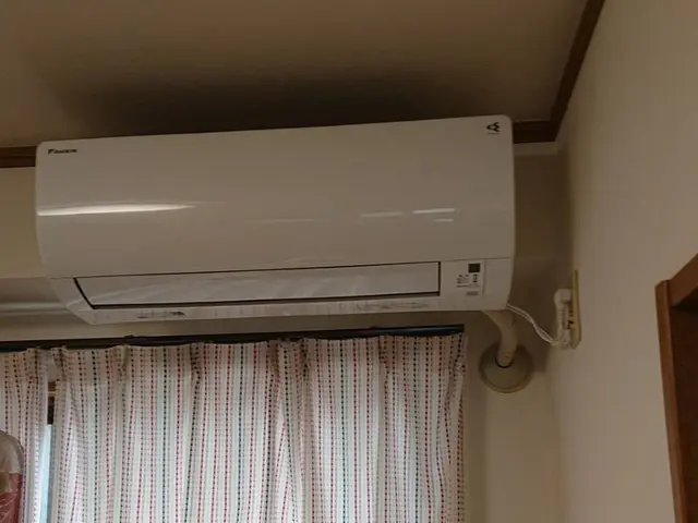 ☆期間限定オープン記念価格☆使い終わりのエアコン清掃に！☆分解高圧洗浄☆サービスの画像