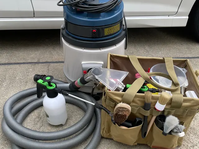 その汚れに困っていませんか、大切なソファーをリフレッシュします！サービスの画像