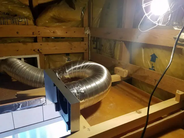 浴室乾燥暖房機複数メーカーの取付経験豊富・機種選定から御相談下さい。豊橋⇔浜松サービスの画像