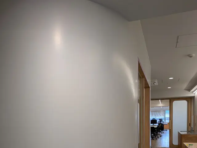 ☆天井壁の塗り替え、新規ボードからの塗装にも対応☆東京板橋区のまちのペンキ屋さんサービスの画像